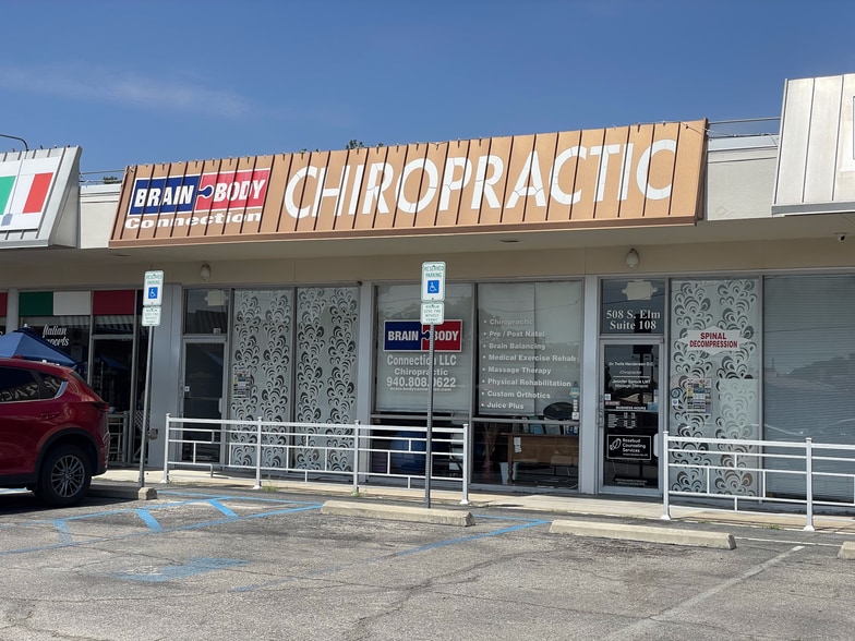 More Photos Of 508-516 S Elm St, Denton Storefront For Lease