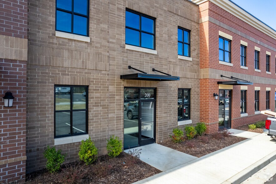 More Photos Of 1364 Buford Business Blvd, Buford Showroom For Sale