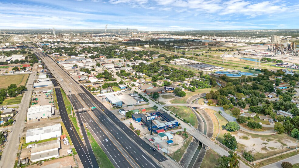 Primary Photo Of 721 Pasadena Fwy, Pasadena Industrial For Sale