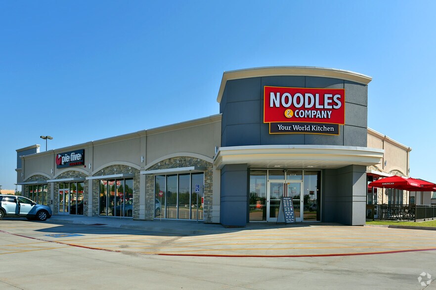 More Photos Of 613 N Perkins Rd, Stillwater Unknown For Lease