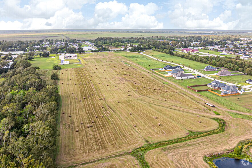 More Photos Of 4400 Avenue park, Gray Land For Sale