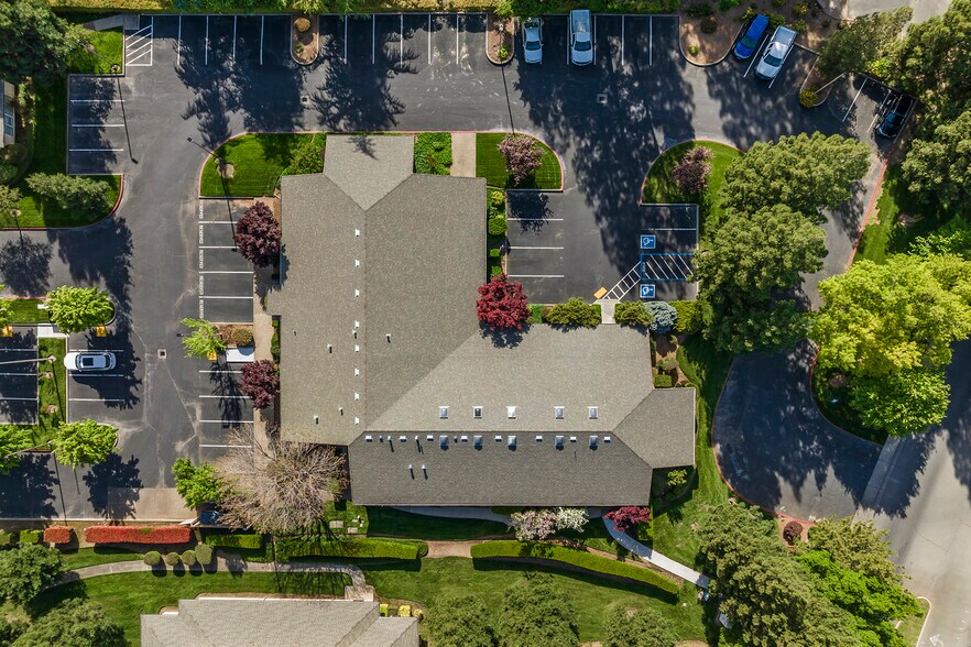 More Photos Of 1367 E Lassen Ave, Chico Office For Sale