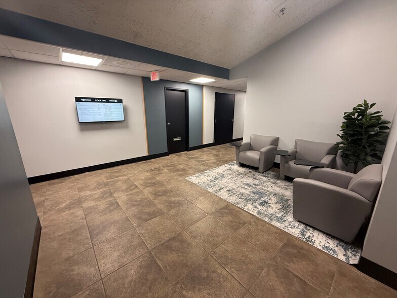 More Photos Of 1580 McLaughlin Run Rd, Upper Saint Clair Office For Lease