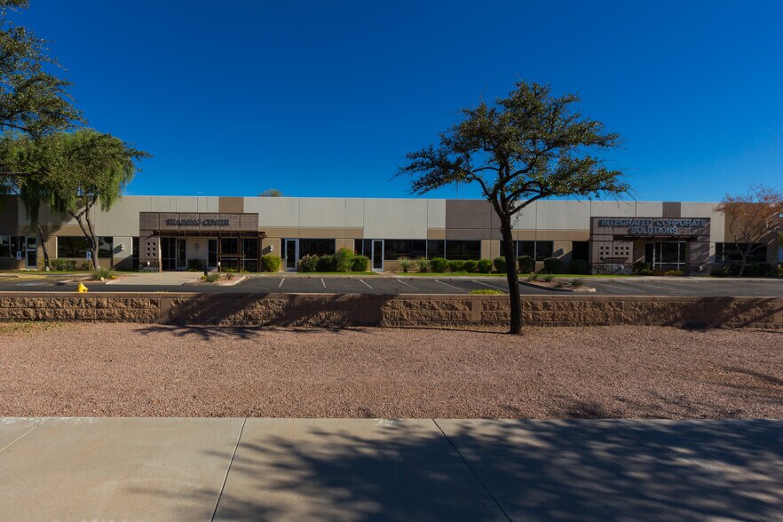 More Photos Of 4050 E Cotton Center Blvd, Phoenix Unknown For Lease