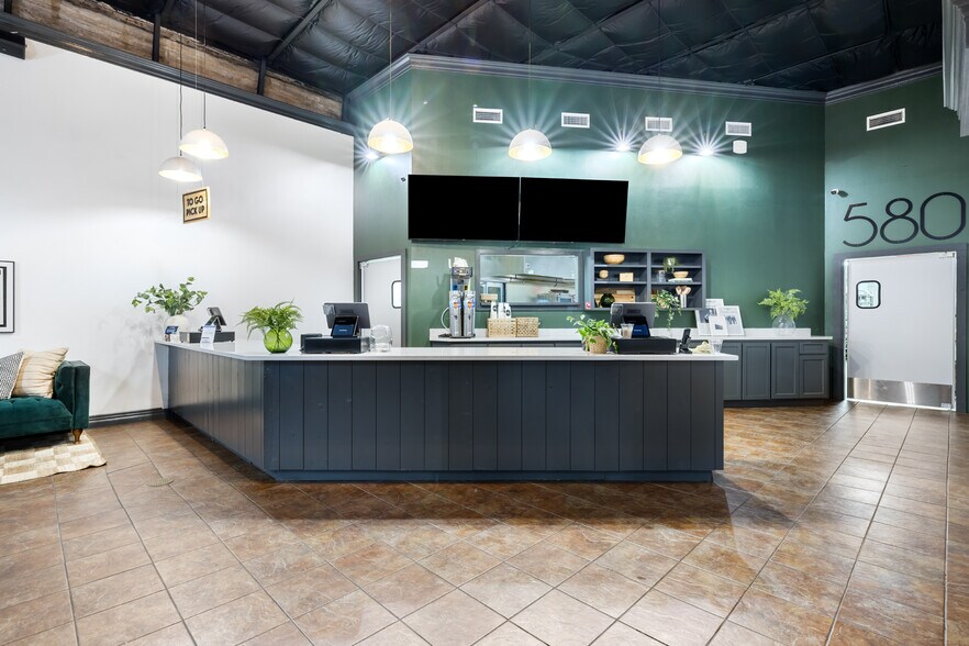 More Photos Of 14 W Main St, Idabel Restaurant For Sale