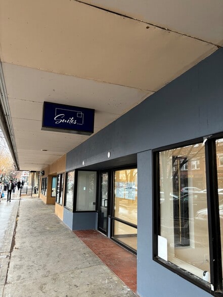 More Photos Of 911 Massachusetts St, Lawrence Apartments For Lease