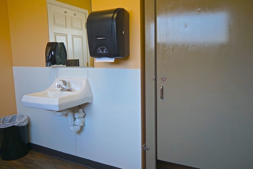 More Photos Of 3189 Highway 83 N, Seeley Lake Freestanding For Sale