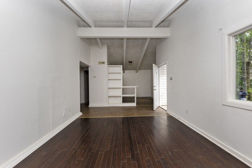 More Photos Of 1401 Coalter St, Richmond Apartments For Sale