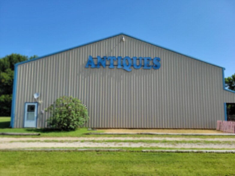 More Photos Of 13 SW 1st Ln, Lamar General Retail For Sale