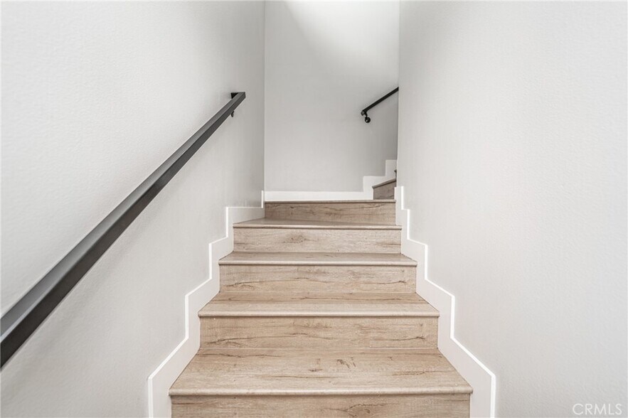 More Photos Of 433 W Gage Ave, Los Angeles Multifamily For Sale