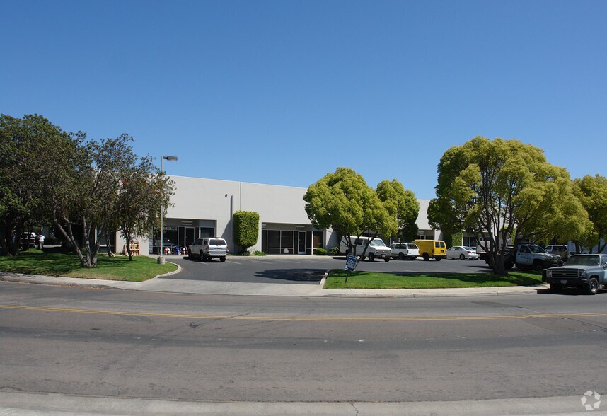 More Photos Of 494 W Calle Primera, San Diego Unknown For Lease