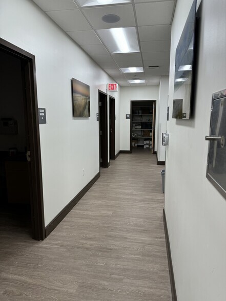 More Photos Of 19580 Cochran Blvd, Port Charlotte Coworking Space