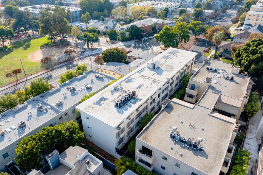More Photos Of 160 S Michigan Ave, Pasadena Apartments For Sale
