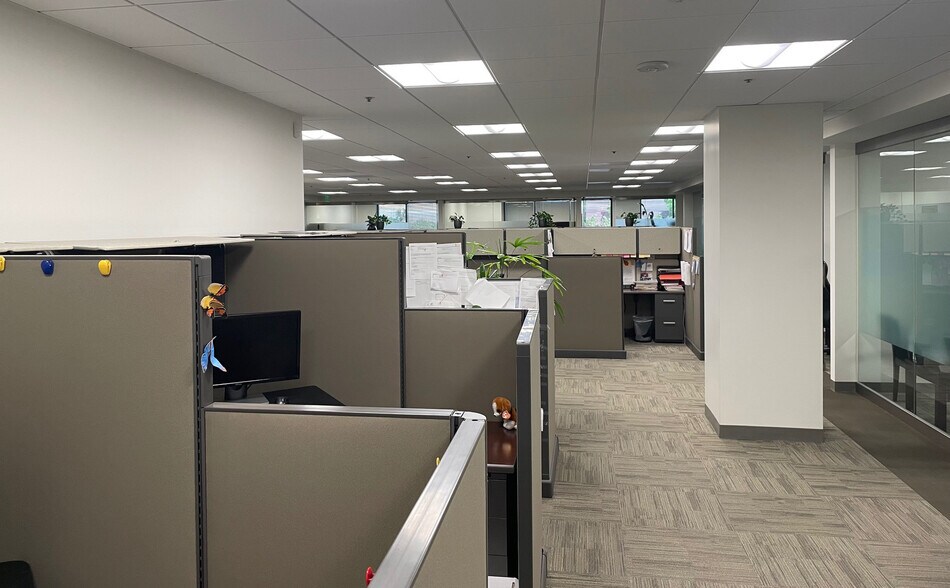 More Photos Of 135 S State College Blvd, Brea Office For Lease