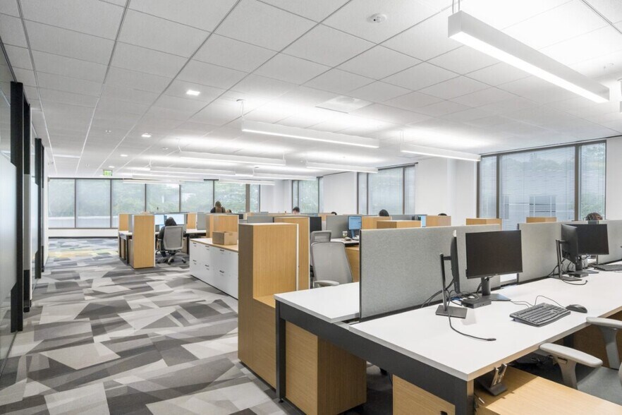 More Photos Of 4100 Wildwood Pky, Atlanta Unknown For Lease