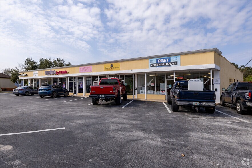 Primary Photo Of 2500-2512 S Hopkins Ave, Titusville Freestanding For Lease