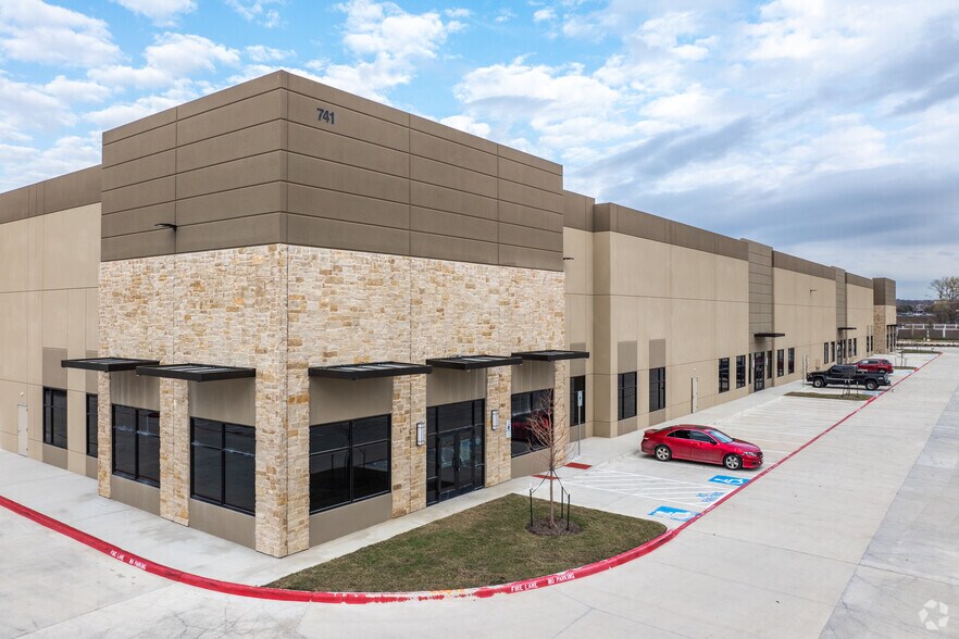 Primary Photo Of 650 Corporate St, Prosper Industrial For Lease