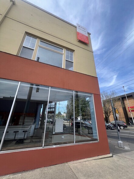 More Photos Of 4240-4246 NE Sandy Blvd, Portland Storefront Retail Office For Lease