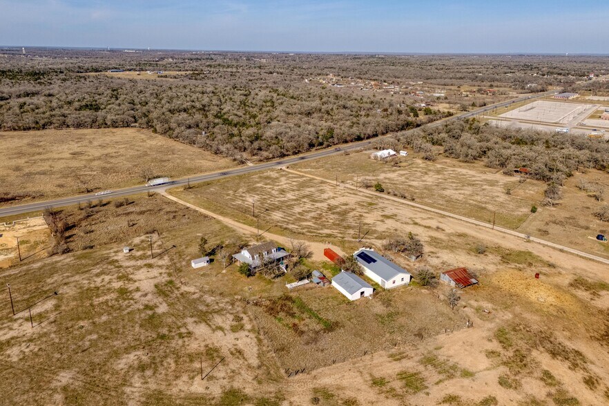 More Photos Of 829 State Highway 21 W, Cedar Creek Specialty For Sale