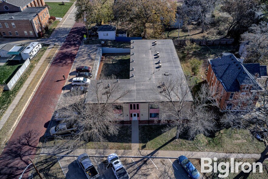 More Photos Of 525 I St, Fairbury Apartments For Sale