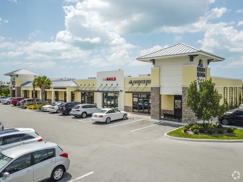 Primary Photo Of 4525 Thomasson Dr, Naples Storefront Retail Office For Sale