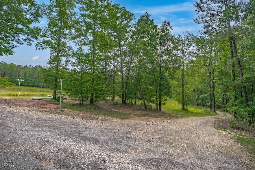 More Photos Of 1530 Buck Hill Rd, Ridgeway Industrial For Sale