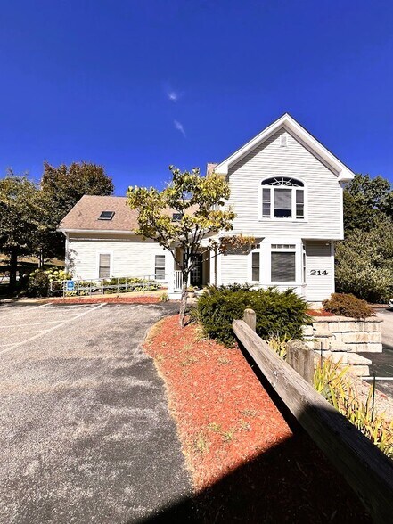 More Photos Of 214 N State St, Concord Office For Sale