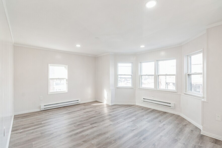 More Photos Of 1312 Kings Hwy, Swedesboro Storefront Retail Residential For Sale