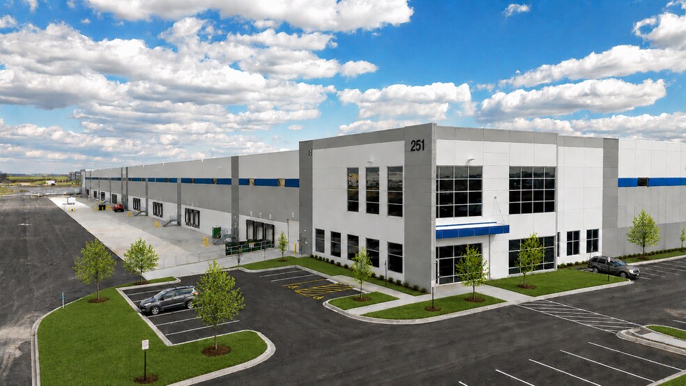 Primary Photo Of 251 S Pinnacle Dr, Romeoville Distribution For Lease