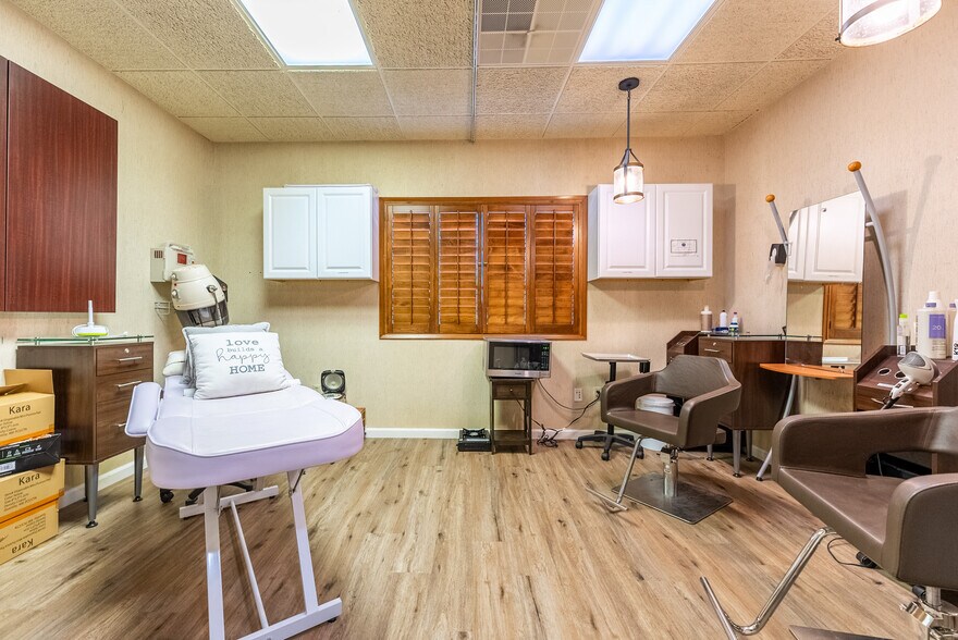 More Photos Of 4231 US Highway 86, Brawley Medical For Sale
