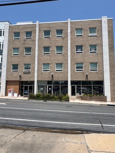 More Photos Of 2401 Blueridge Ave, Wheaton Office For Sale