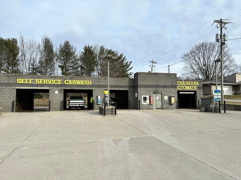 More Photos Of 100 Putnam Plz, Greencastle Carwash For Sale