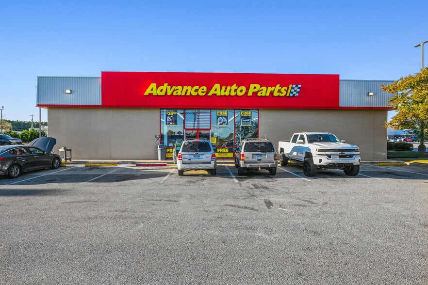 More Photos Of 1280 Armory Dr, Franklin Freestanding For Sale