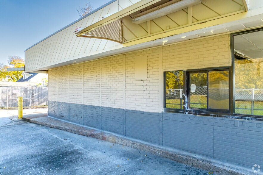 More Photos Of 309 S Lockwood Dr, Houston Restaurant For Sale