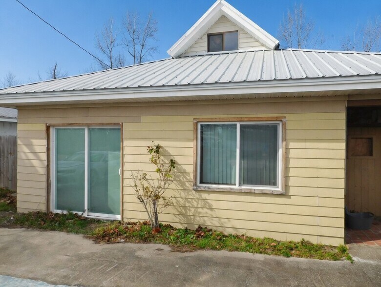 More Photos Of 12114 Krocus St, Fountain Flex For Sale