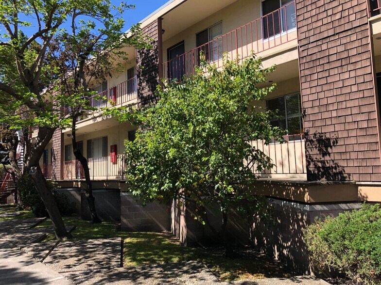 Primary Photo Of 2180 Ashby Ave, Berkeley Apartments For Sale