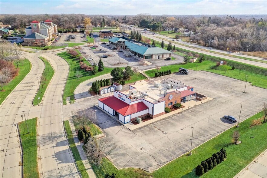 More Photos Of 10950 W Good Hope Rd, Milwaukee Restaurant For Sale