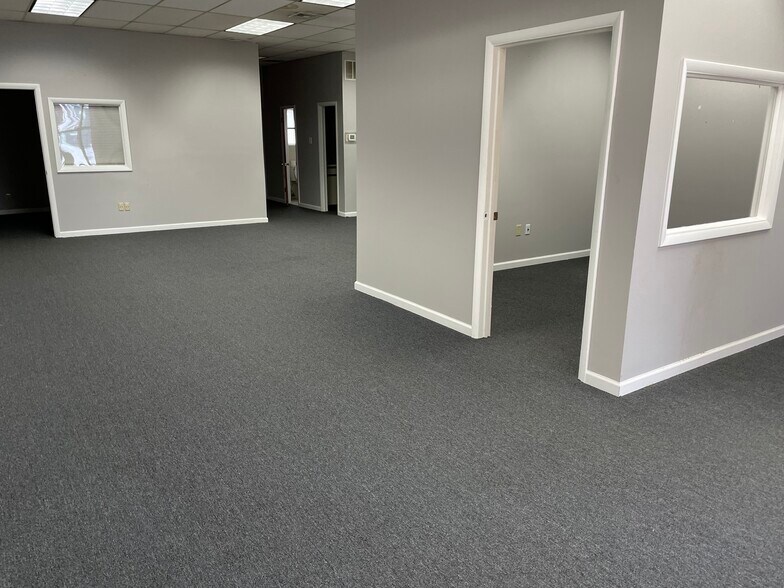 More Photos Of 437-461 Rt-73 N, Berlin Unknown For Lease