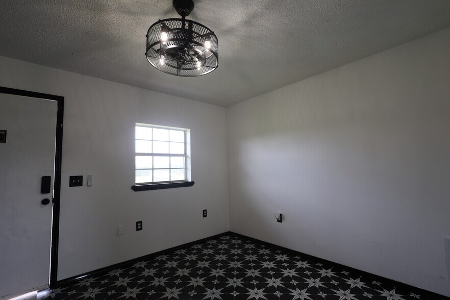 More Photos Of 25377 Welling rd, Welling Apartments For Sale