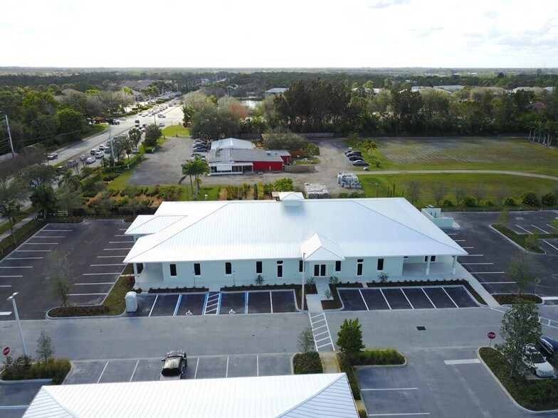 More Photos Of 1111 SE Indian St, Stuart Medical For Lease