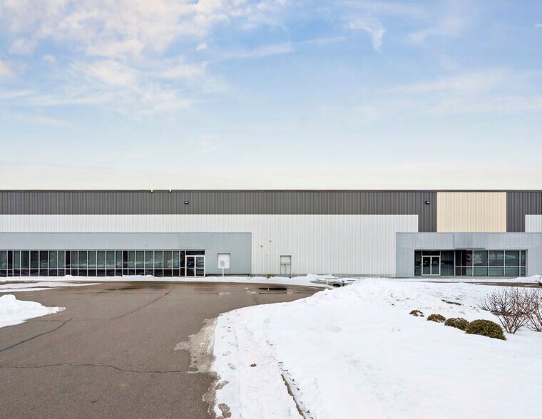 More Photos Of 1175 Barton St, Hamilton Warehouse For Lease