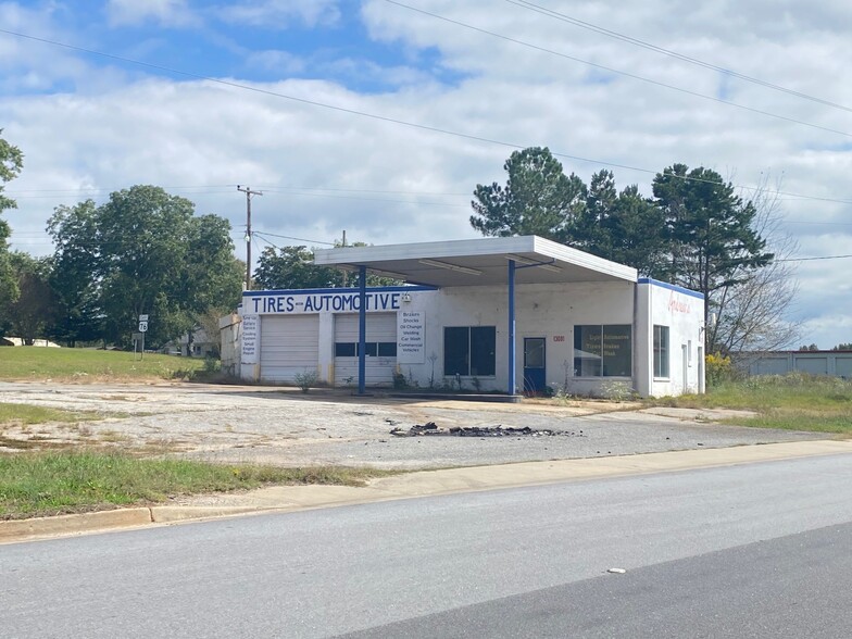 Primary Photo Of 13001 Highway 25, Honea Path Auto Repair For Sale