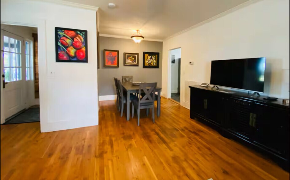 More Photos Of 308 N Main St, Travelers Rest Office For Sale