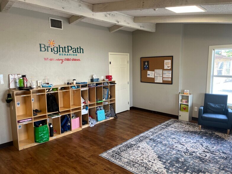 More Photos Of 104 Northwest Dr, Round Rock Daycare Center For Sale