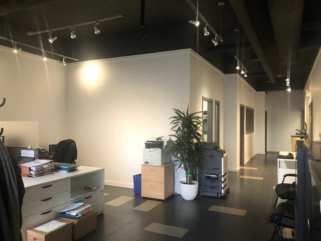 More Photos Of 2991-2993 Boul De La Pinière, Terrebonne Freestanding For Lease