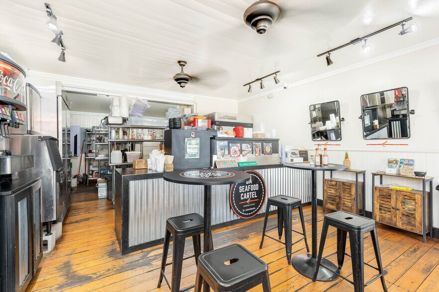 More Photos Of 66-526 Kamehameha Hwy, Haleiwa Restaurant For Sale
