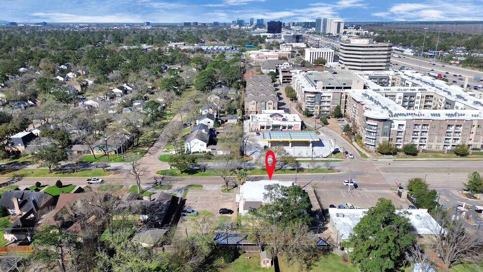 More Photos Of 926 N Wilcrest Dr, Houston Medical For Sale