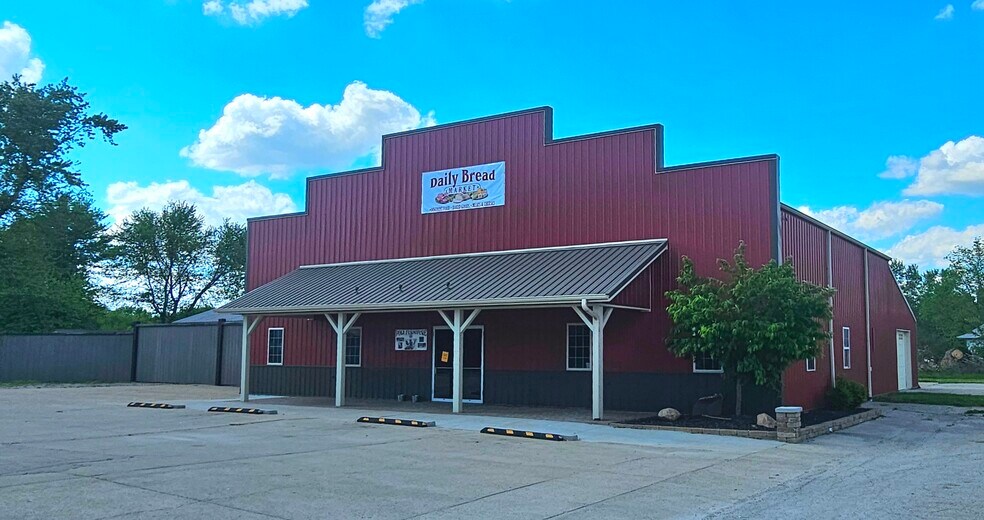 More Photos Of 100 W Pleasant, Cincinnati General Retail For Sale