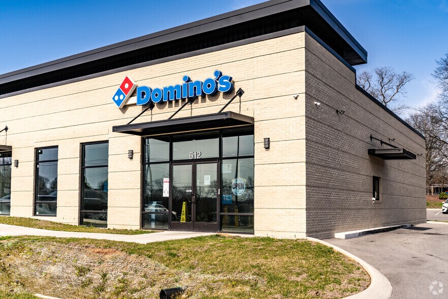 More Photos Of 500-512 Hadley Village Blvd, Old Hickory Storefront For Sale