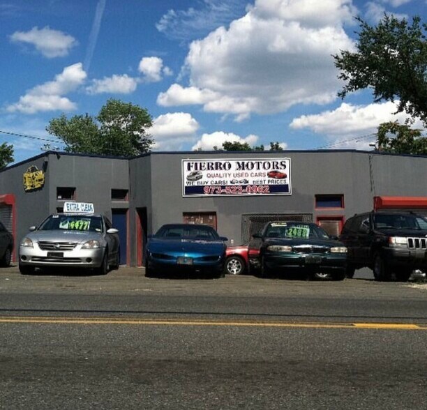 Primary Photo Of 467 Marshall St, Paterson Auto Repair For Sale